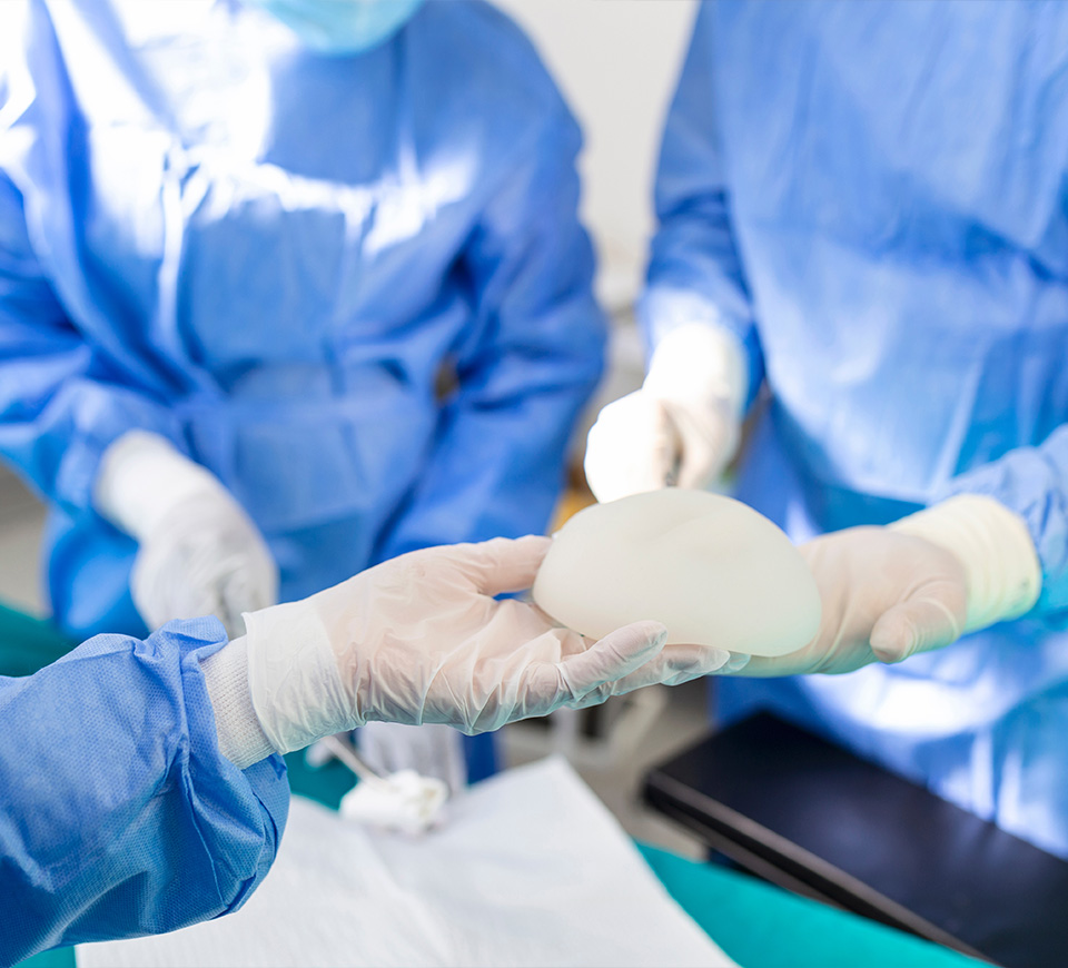 intervention prothese mammaire